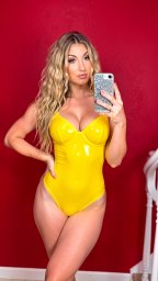 Бонгакамс зрелки: смотреть видео или выбрать реальный секс?